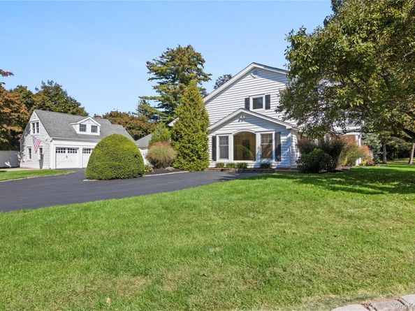 3 Hickory Lane, Glen Cove NY 11542