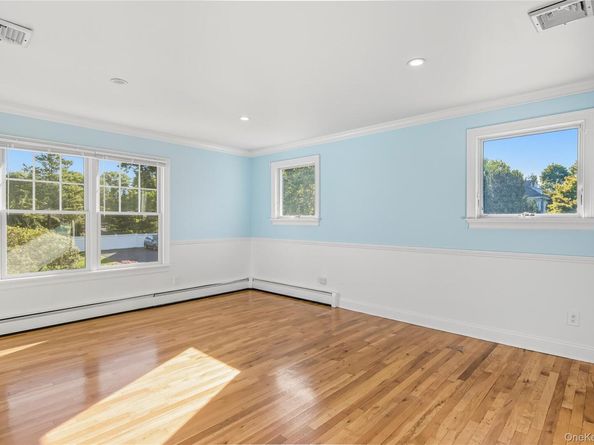 3 Hickory Lane, Glen Cove NY 11542