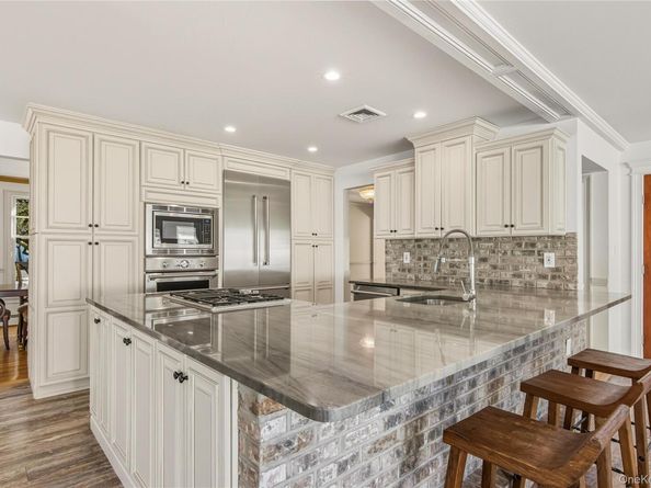 3 Hickory Lane, Glen Cove NY 11542