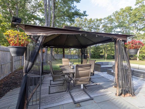 3 Henearly Drive, Miller Place NY 11764