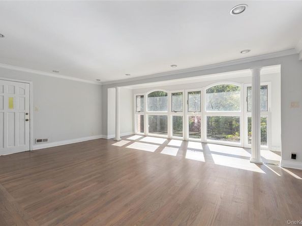 7157 Douglaston Parkway, Little Neck NY 11362