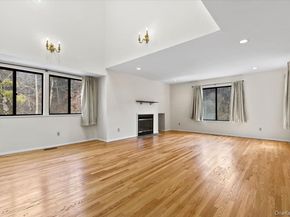 88 Farm Lake Crescent Road, Chappaqua NY 10514