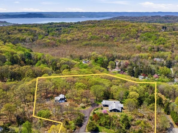 27 Allapartus Circle, Ossining NY 10562