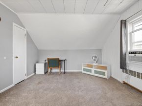11 Glenwood Road, Glen Head NY 11545