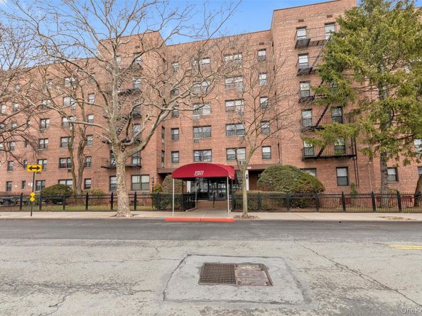 13111 Kew Gardens Road 2F, Kew Gardens NY 11418