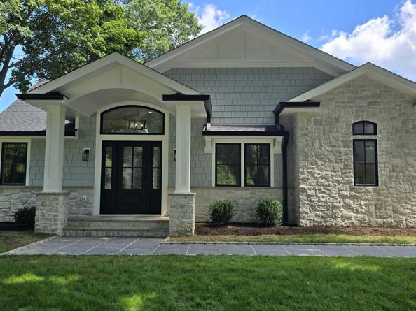 30 Roslyn Drive, Glen Head NY 11545