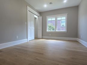 30 Roslyn Drive, Glen Head NY 11545