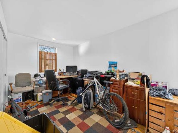 84-50 266th Street, Floral Park NY 11001