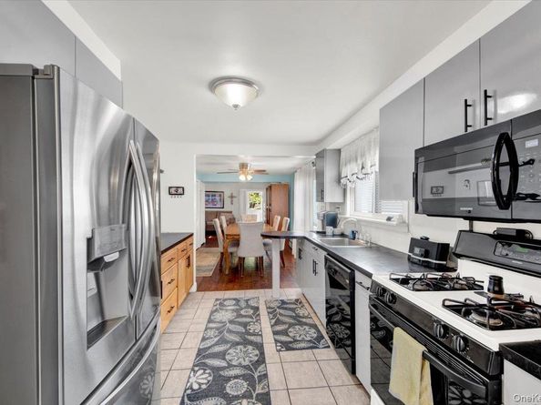 656 Wilcox Avenue, Bronx NY 10465