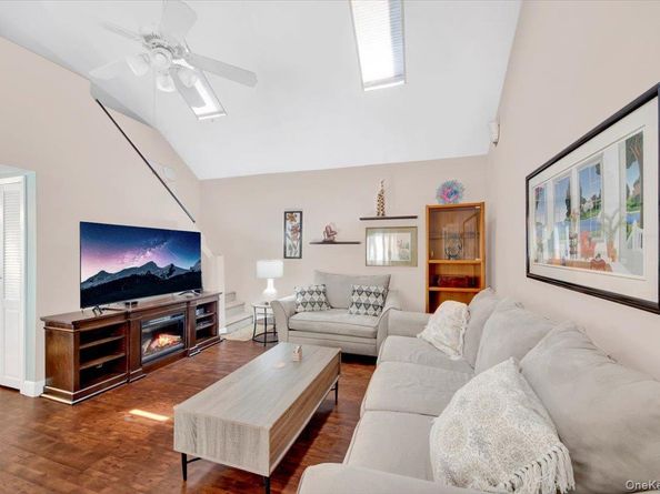 656 Wilcox Avenue, Bronx NY 10465