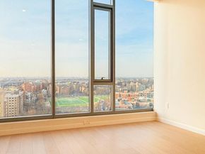35-32 Leavitt St PhK, Flushing NY 11354