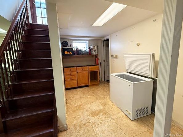 48-22 195th Street, Fresh Meadows NY 11365