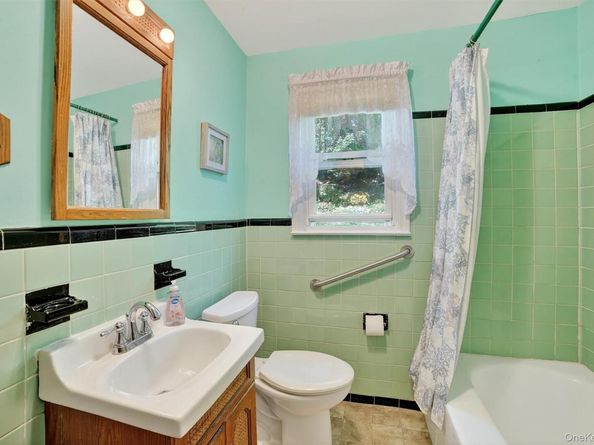 331 Sommerville Place, Yonkers NY 10703