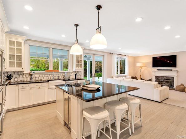 279 Mill Road, Westhampton Beach NY 11978