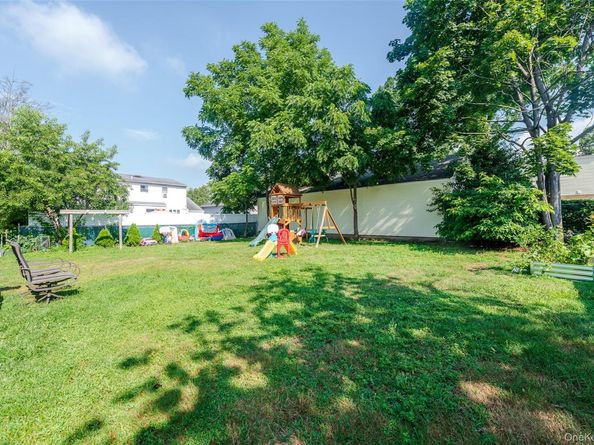 2125 Burke Place, Merrick NY 11566