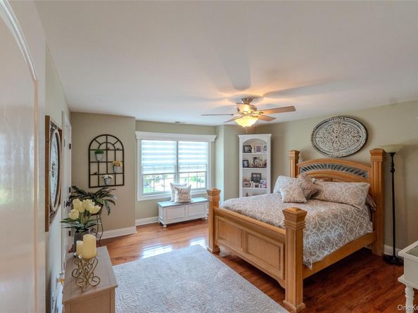 6 Hearthstone Lane, Nesconset NY 11767