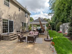 6 Hearthstone Lane, Nesconset NY 11767