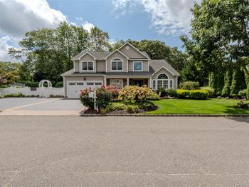 6 Hearthstone Lane