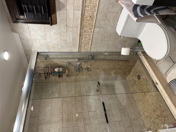 38-47 Douglaston Parkway, Flushing NY 11363