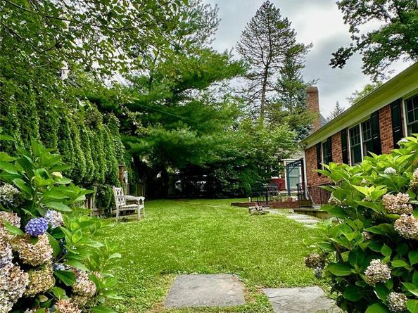 38-47 Douglaston Parkway, Flushing NY 11363