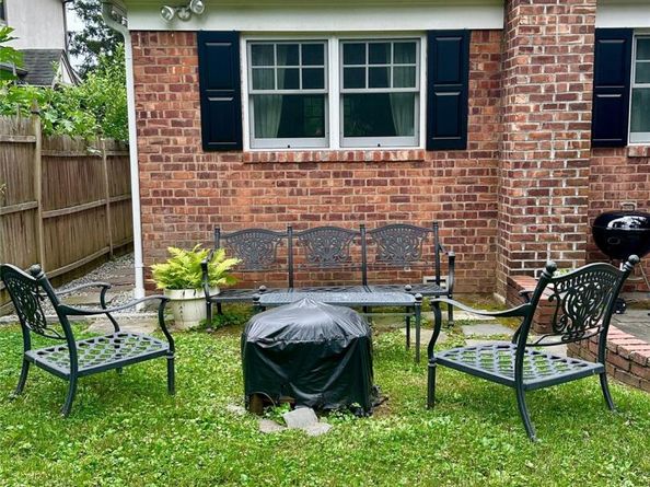 38-47 Douglaston Parkway, Flushing NY 11363