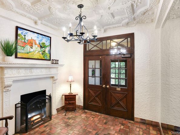 17 N Chatsworth Avenue 4L, Larchmont NY 10538