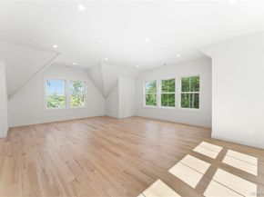 56 Mulligan Lane, Irvington NY 10533