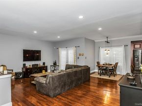 5 Meadowfield Lane, Glen Cove NY 11542