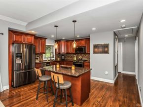 5 Meadowfield Lane, Glen Cove NY 11542