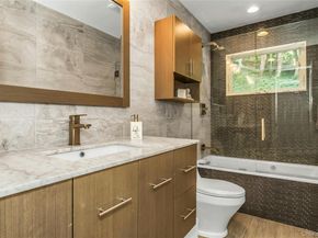 5 Meadowfield Lane, Glen Cove NY 11542