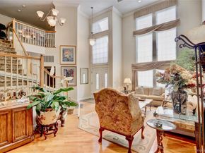 18 Hamlet Drive, Plainview NY 11803