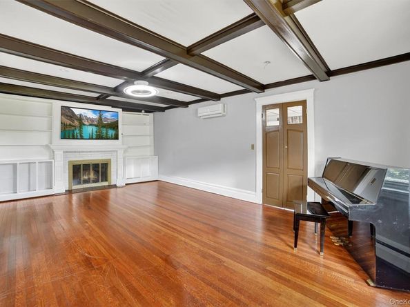 1 Irving Place, New Rochelle NY 10801