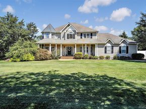 2 Derby Court, Aquebogue NY 11931