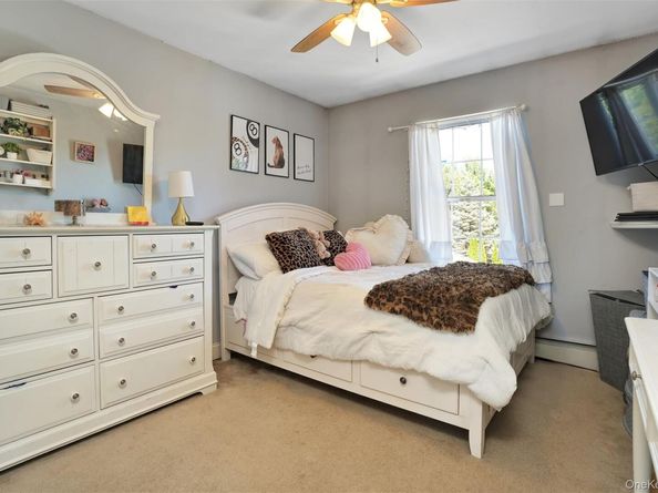 2 Derby Court, Aquebogue NY 11901