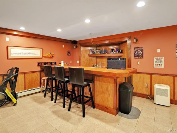 2 Derby Court, Aquebogue NY 11901