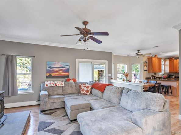 2 Derby Court, Aquebogue NY 11931