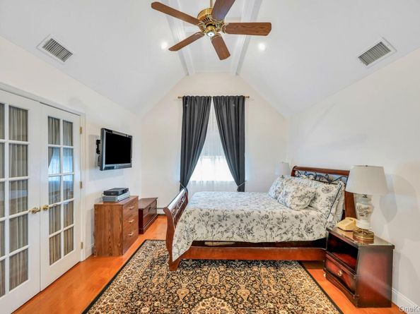 4 Vera Court, Centereach NY 11720