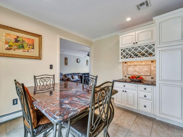 4 Vera Court, Centereach NY 11720