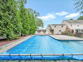 4 Vera Court, Centereach NY 11720