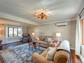 157 W 19th Street, Deer Park NY 11729