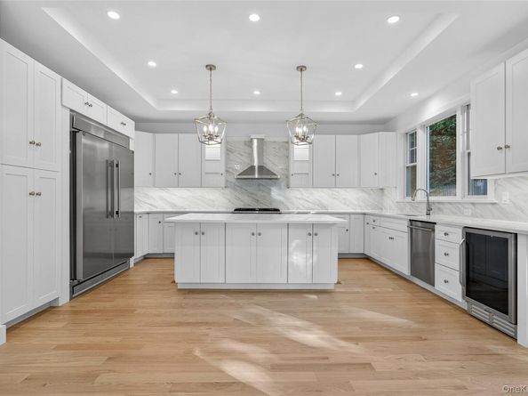 5 Pepperday Avenue, Port Washington NY 11050