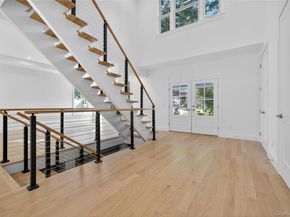 5 Pepperday Avenue, Port Washington NY 11050