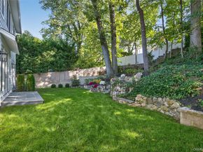 5 Pepperday Avenue, Port Washington NY 11050