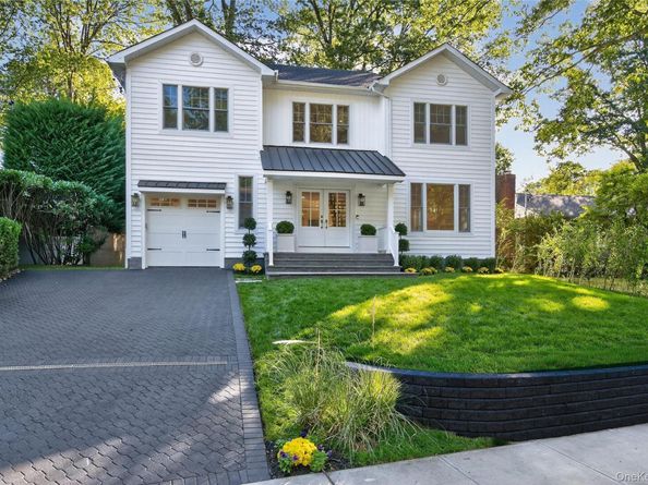 5 Pepperday Avenue, Port Washington NY 11050