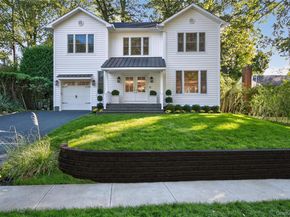 5 Pepperday Avenue, Port Washington NY 11050