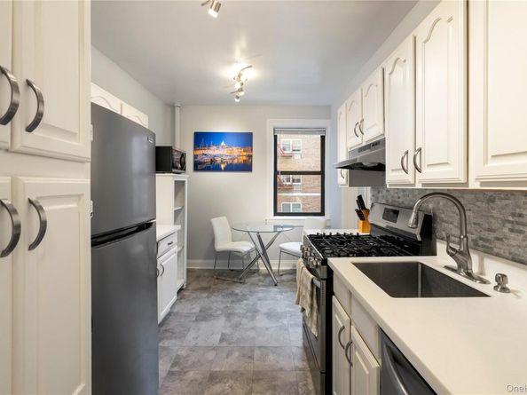 68 E Hartsdale Avenue 2G, Hartsdale NY 10530