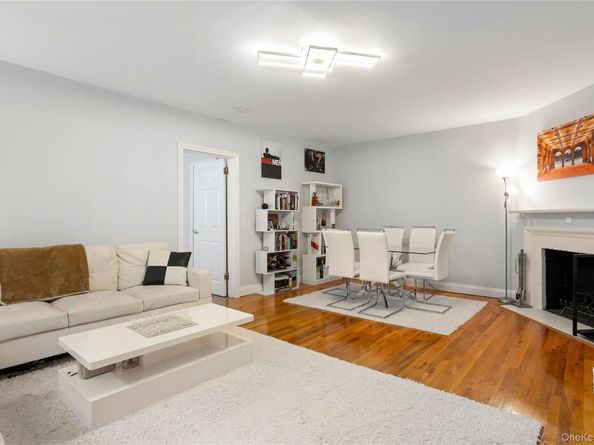 68 E Hartsdale Avenue 2G, Hartsdale NY 10530