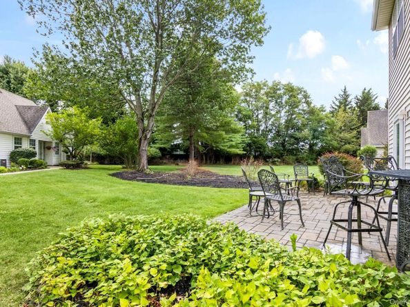 29 Erin Lane, East Setauket NY 11733