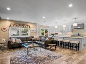 29 Erin Lane, East Setauket NY 11733