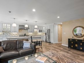 29 Erin Lane, East Setauket NY 11733